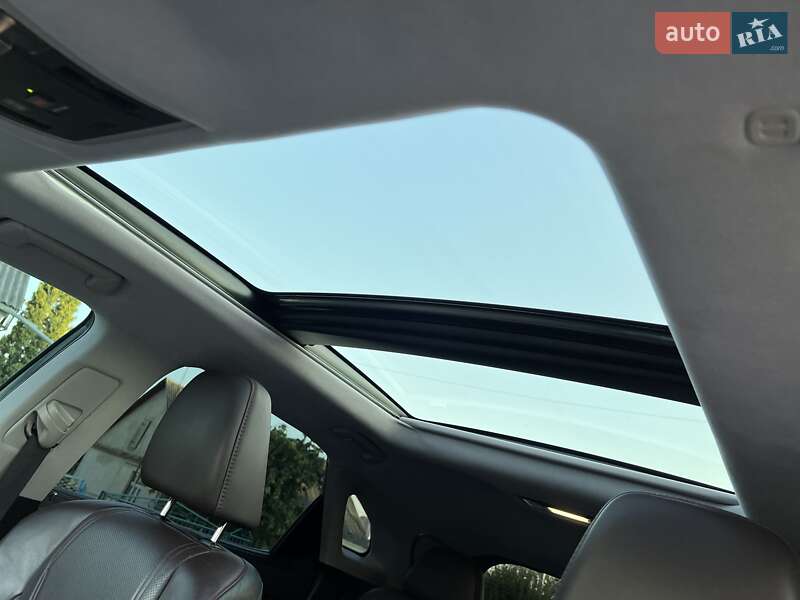 Позашляховик / Кросовер Lexus RX 2017 в Києві