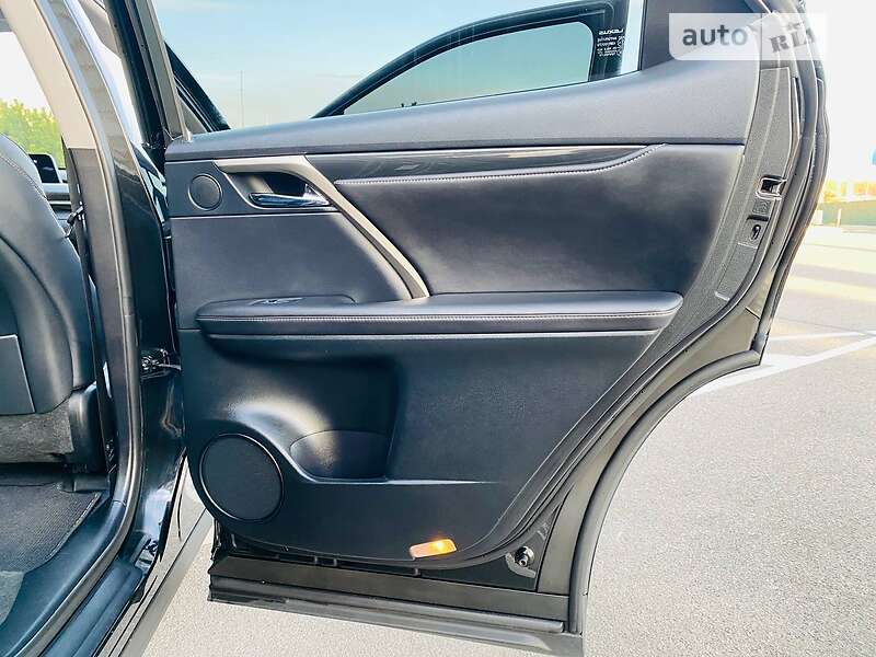 Внедорожник / Кроссовер Lexus RX 2018 в Киеве