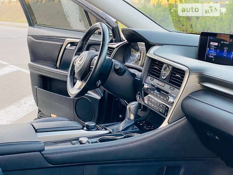 Внедорожник / Кроссовер Lexus RX 2018 в Киеве