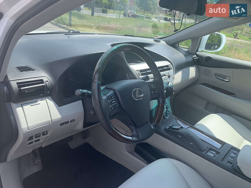 Внедорожник / Кроссовер Lexus RX 2010 в Харькове