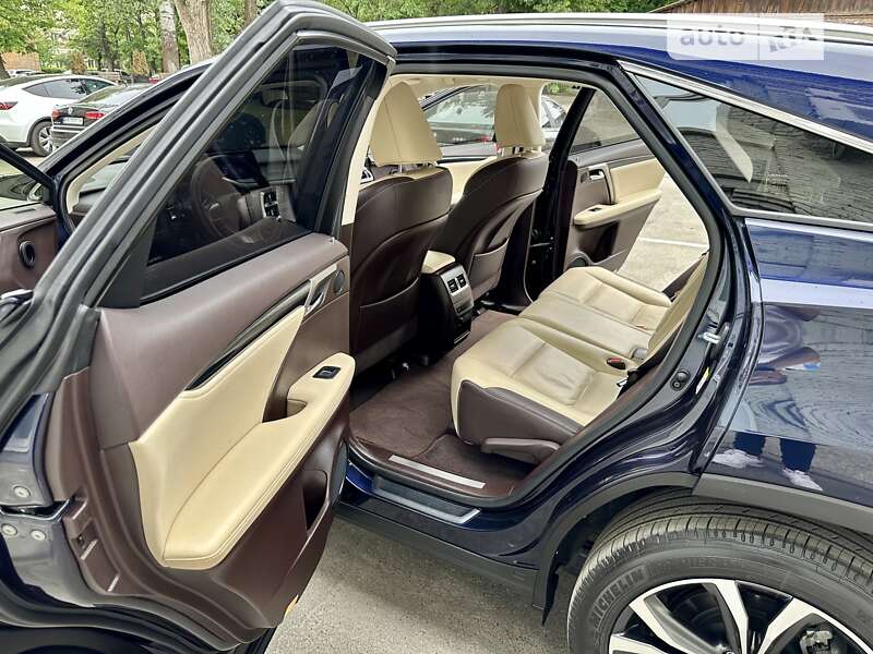Внедорожник / Кроссовер Lexus RX 2018 в Киеве