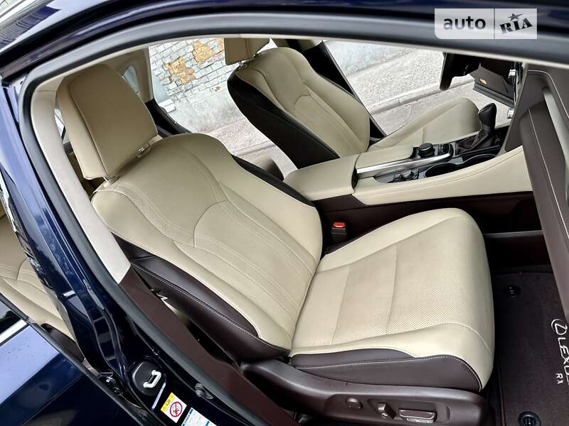 Внедорожник / Кроссовер Lexus RX 2018 в Киеве