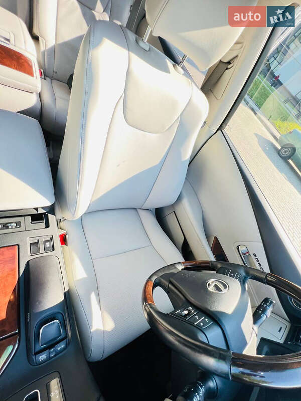 Внедорожник / Кроссовер Lexus RX 2010 в Луцке фото 17 Внедорожник / Кроссовер Lexus RX 2010 в Луцке