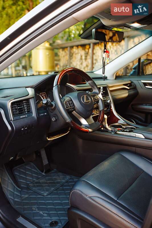 Внедорожник / Кроссовер Lexus RX 2016 в Днепре