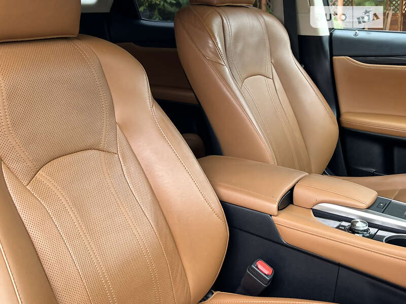 Внедорожник / Кроссовер Lexus RX 2019 в Трускавце