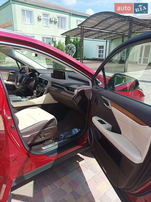 Внедорожник / Кроссовер Lexus RX 2018 в Липовце