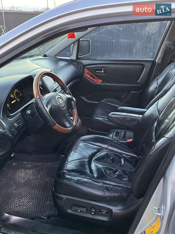 Внедорожник / Кроссовер Lexus RX 2002 в Калуше фото 9 Внедорожник / Кроссовер Lexus RX 2002 в Калуше