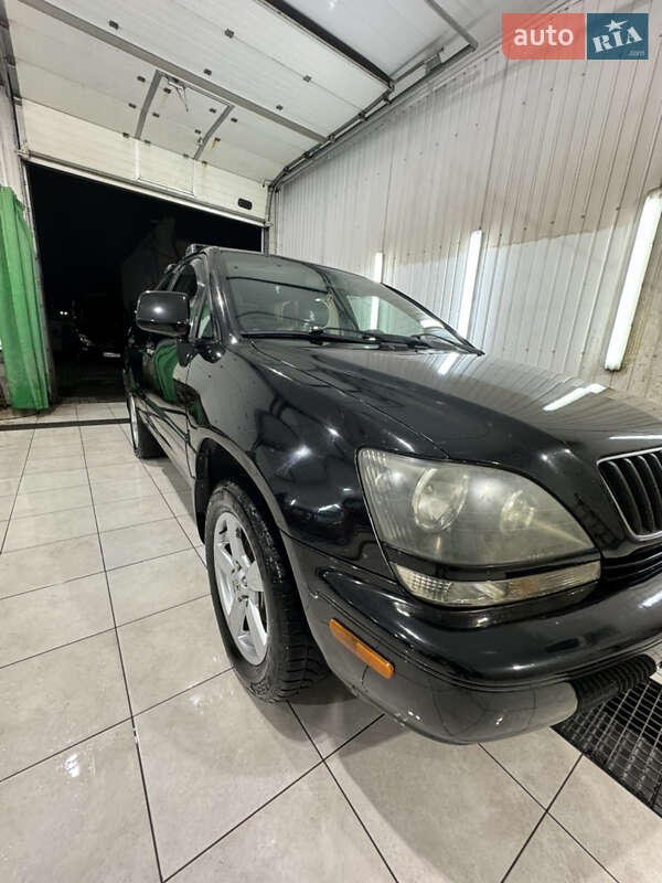 Внедорожник / Кроссовер Lexus RX 1998 в Измаиле