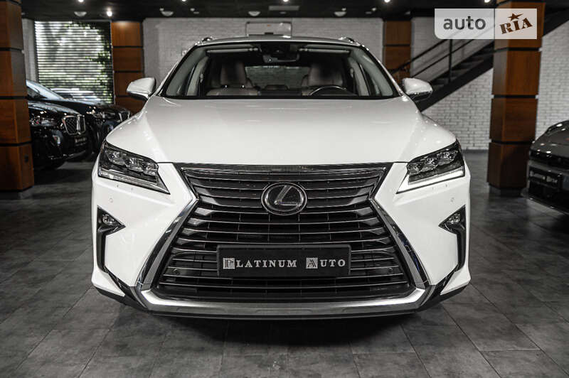 Lexus RX 2019