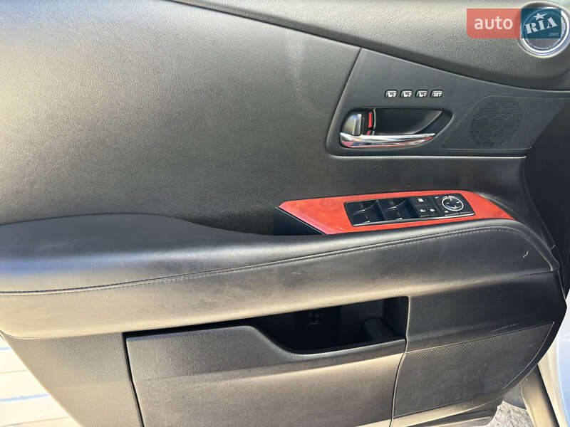 Позашляховик / Кросовер Lexus RX 2011 в Чорноморську фото 41 Позашляховик / Кросовер Lexus RX 2011 в Чорноморську
