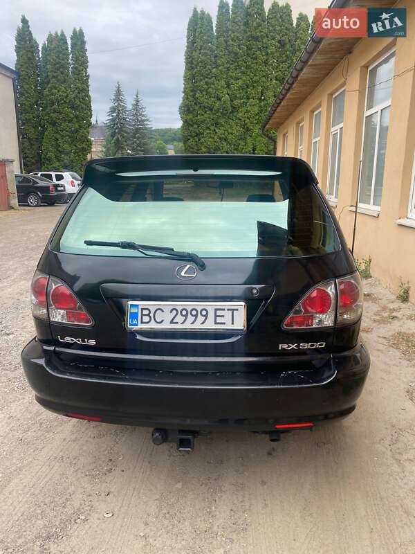 Внедорожник / Кроссовер Lexus RX 2002 в Львове