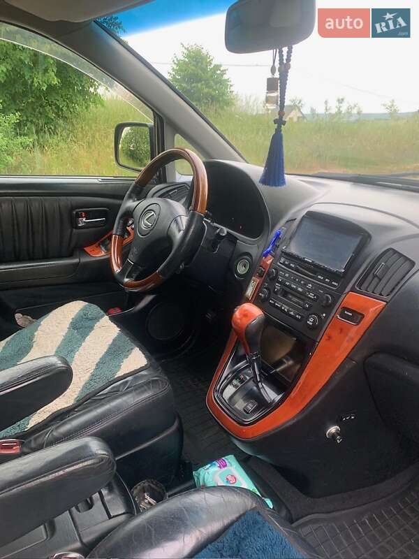 Внедорожник / Кроссовер Lexus RX 2002 в Львове