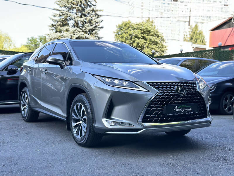 Lexus RX 2021