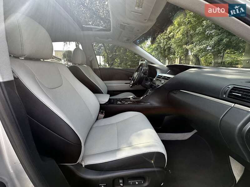 Внедорожник / Кроссовер Lexus RX 2013 в Черновцах