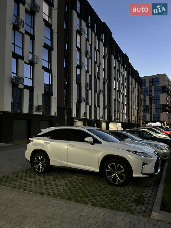 Внедорожник / Кроссовер Lexus RX 2017 в Днепре