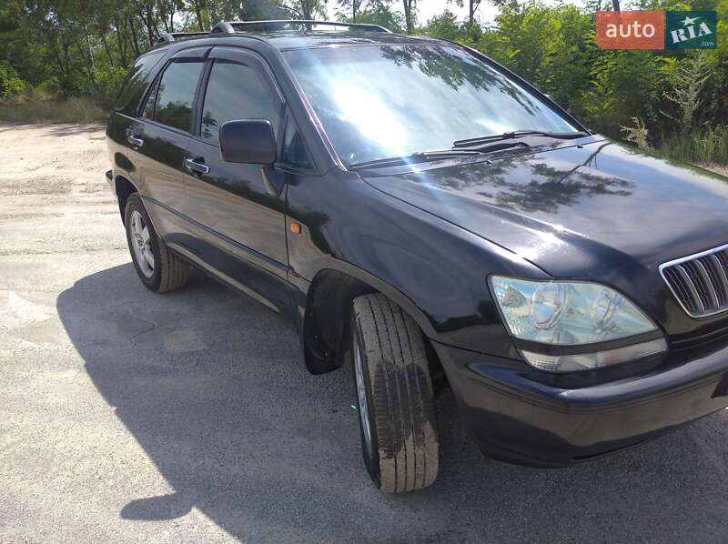 Внедорожник / Кроссовер Lexus RX 2002 в Славуте