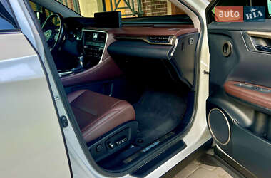 Внедорожник / Кроссовер Lexus RX 2021 в 