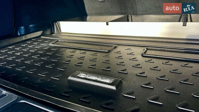 Внедорожник / Кроссовер Lexus RX 2021 в Черновцах