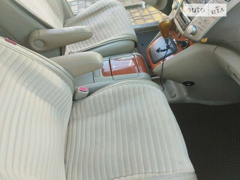 Внедорожник / Кроссовер Lexus RX 2005 в Болграде