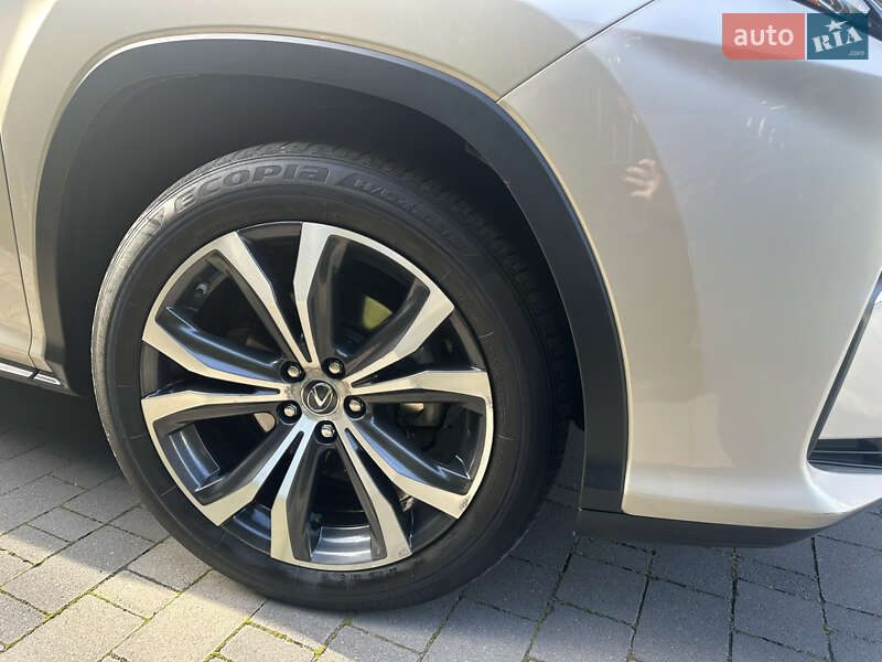 Внедорожник / Кроссовер Lexus RX 2019 в Тернополе
