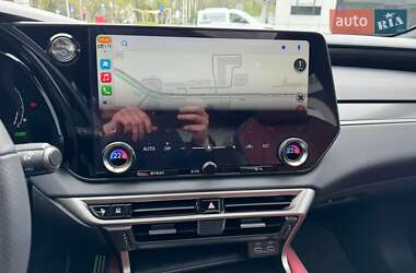 Внедорожник / Кроссовер Lexus RX 2023 в 