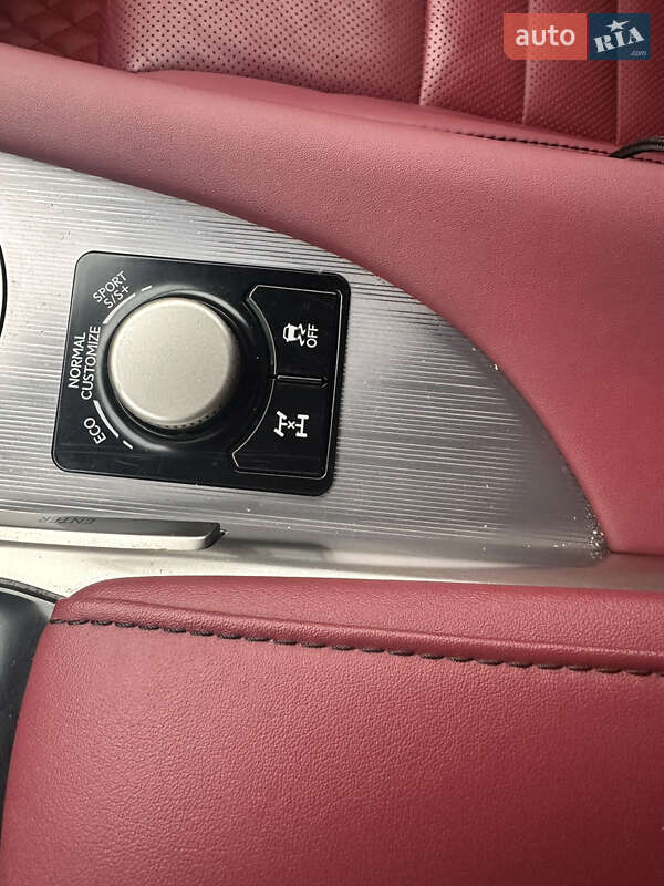 Позашляховик / Кросовер Lexus RX 2019 в Києві