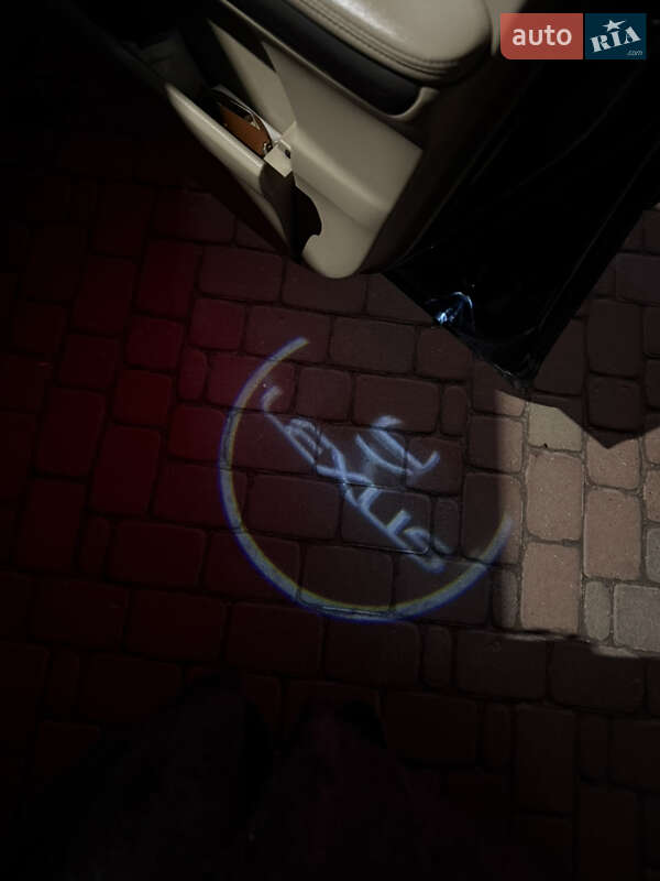 Внедорожник / Кроссовер Lexus RX 2003 в Броварах