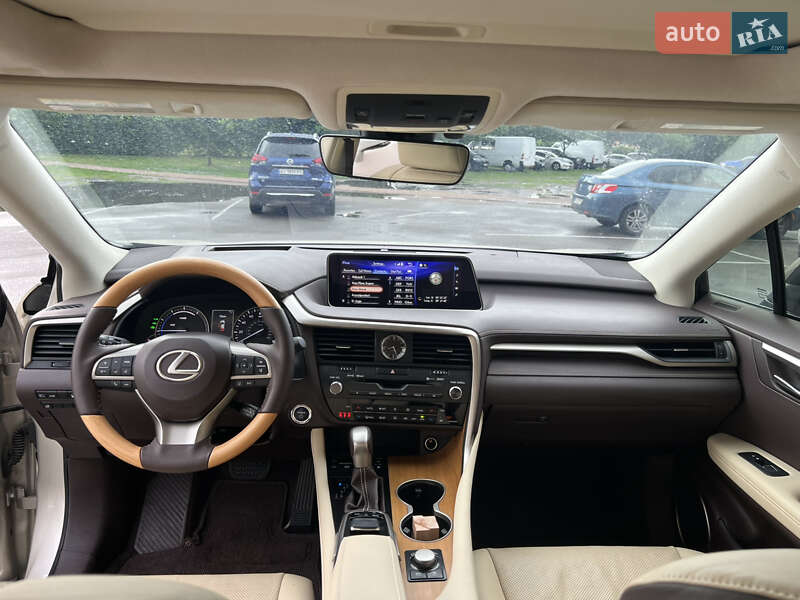Позашляховик / Кросовер Lexus RX 2018 в Києві