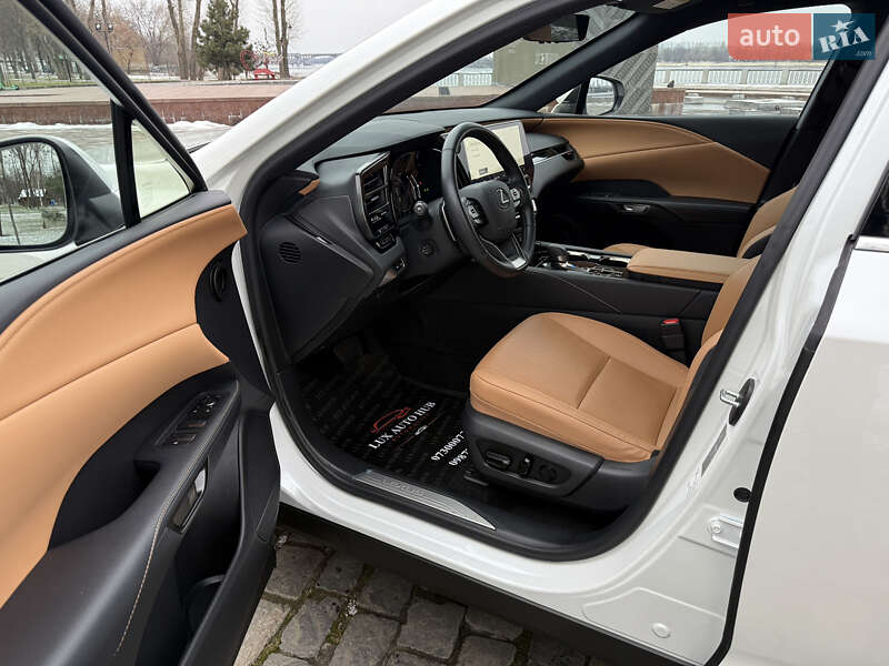 Внедорожник / Кроссовер Lexus RX 2023 в Киеве