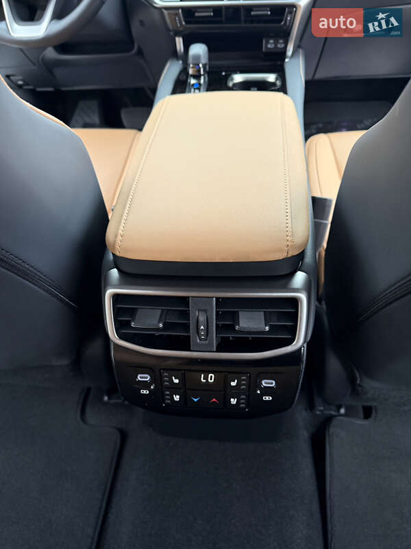 Внедорожник / Кроссовер Lexus RX 2023 в Киеве