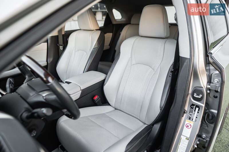 Внедорожник / Кроссовер Lexus RX 2018 в Одессе фото 52 Внедорожник / Кроссовер Lexus RX 2018 в Одессе