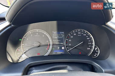 Внедорожник / Кроссовер Lexus RX 2021 в 