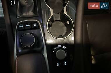 Внедорожник / Кроссовер Lexus RX 2018 в 