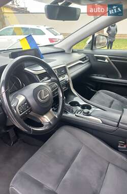 Внедорожник / Кроссовер Lexus RX 2018 в 