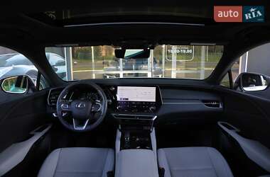 Внедорожник / Кроссовер Lexus RX 2023 в 