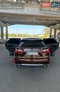 Внедорожник / Кроссовер Lexus RX 2017 в 