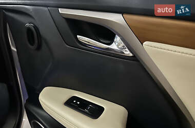 Внедорожник / Кроссовер Lexus RX 2021 в 