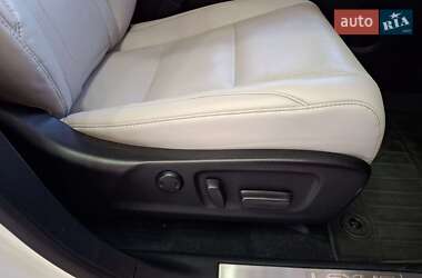 Внедорожник / Кроссовер Lexus RX 2019 в 