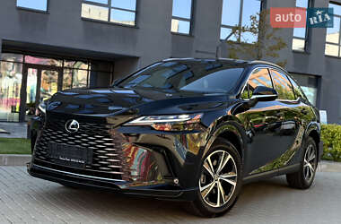 Позашляховик / Кросовер Lexus RX 2024 в 