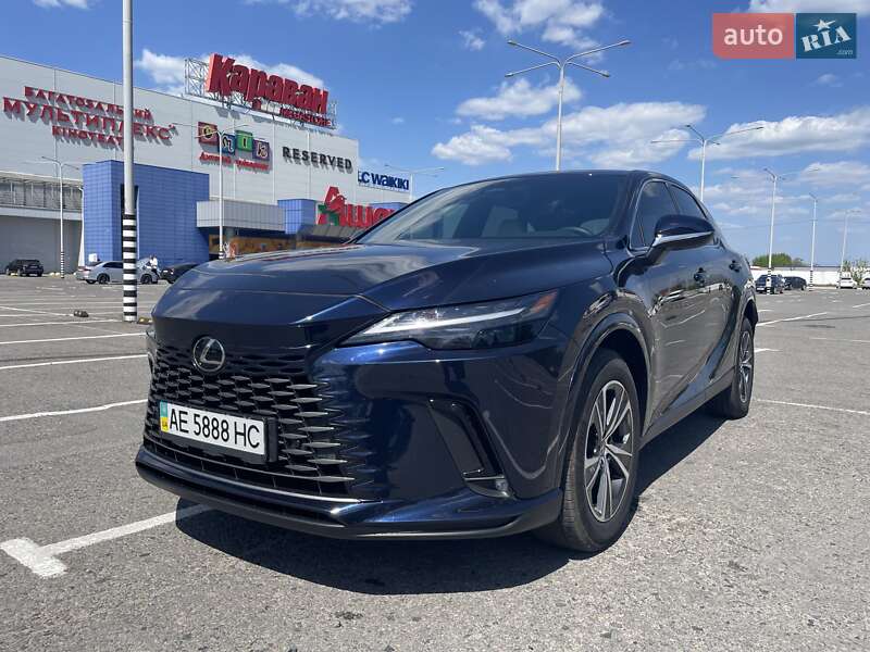 Lexus RX 2023