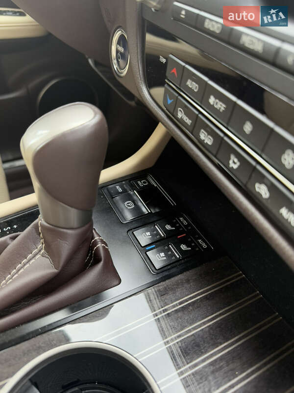 Внедорожник / Кроссовер Lexus RX 2019 в Виннице