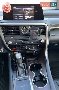 Внедорожник / Кроссовер Lexus RX 2022 в 
