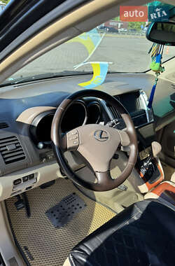Позашляховик / Кросовер Lexus RX 2004 в 