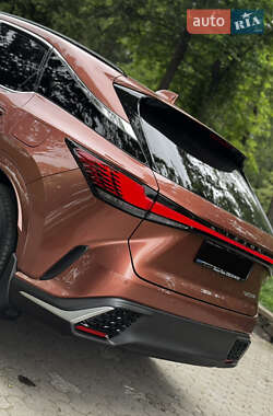 Внедорожник / Кроссовер Lexus RX 2022 в 