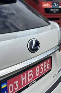 Позашляховик / Кросовер Lexus RX 2022 в 