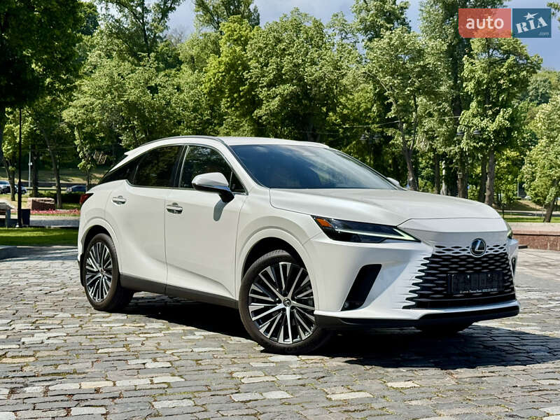Lexus RX 2023