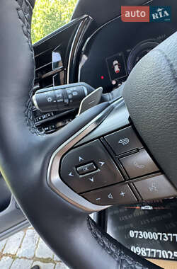 Внедорожник / Кроссовер Lexus RX 2023 в 
