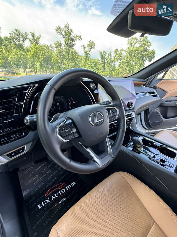 Внедорожник / Кроссовер Lexus RX 2023 в Киеве