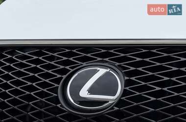 Внедорожник / Кроссовер Lexus RX 2020 в 