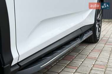 Внедорожник / Кроссовер Lexus RX 2020 в 
